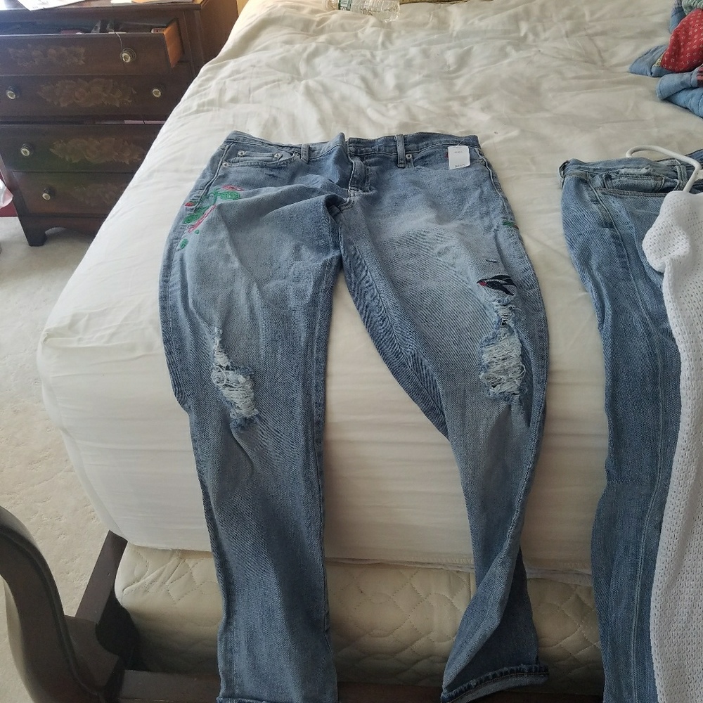 Jeans embroidered